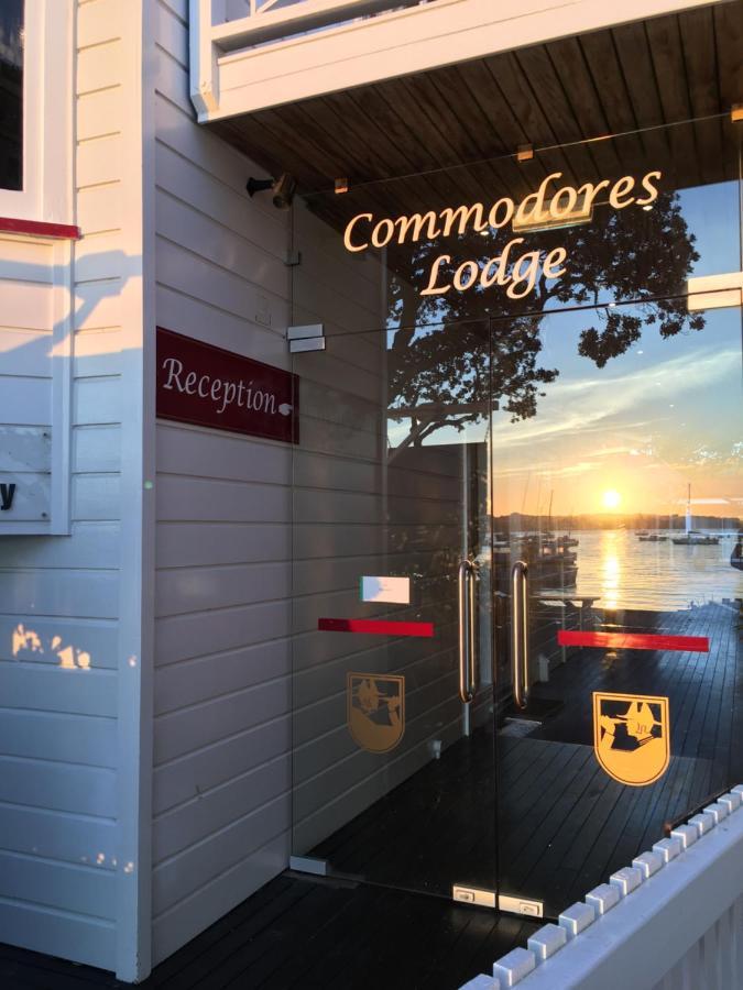 Commodores Lodge Расселл Экстерьер фото